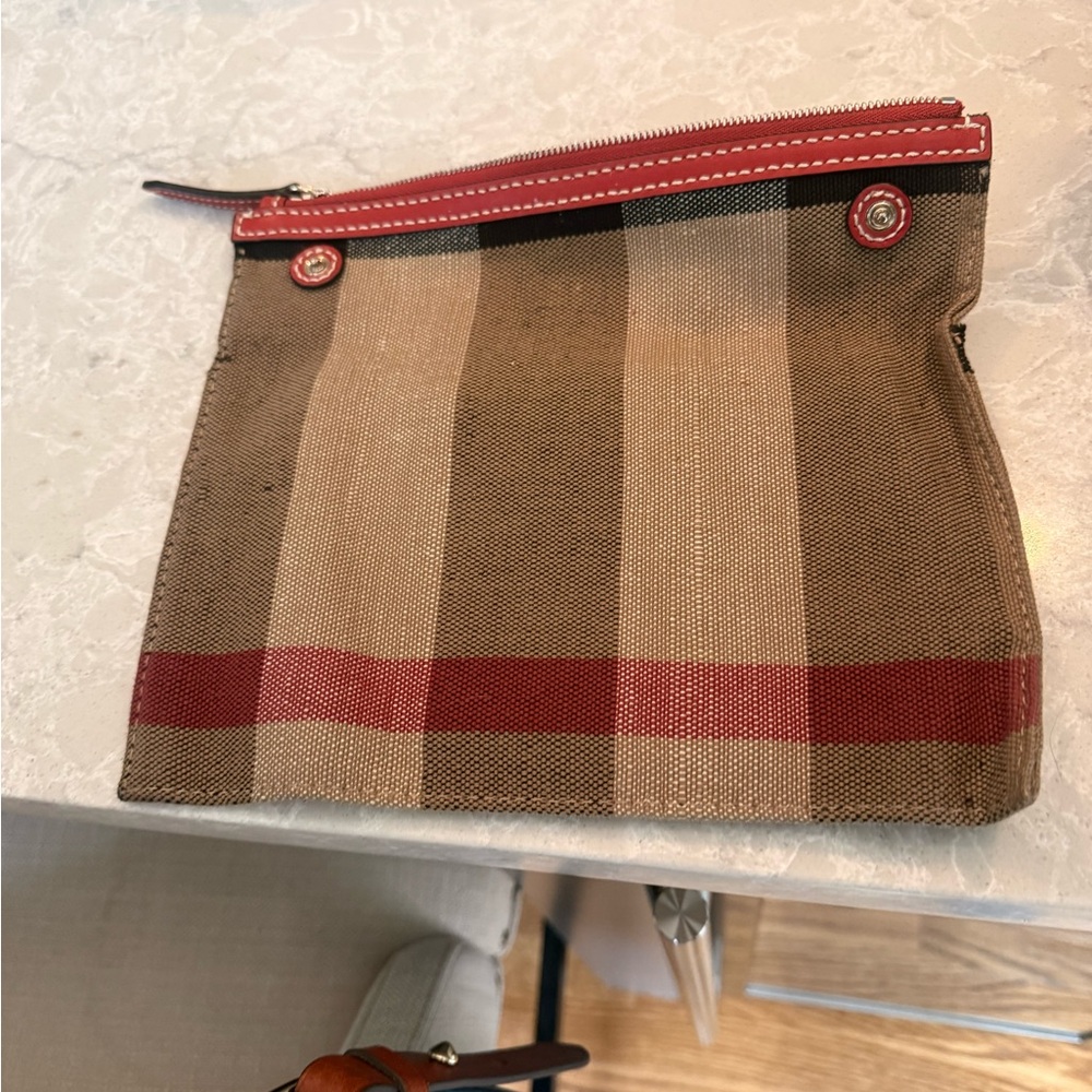 Burberry Ashby Medium Canvas Check Hobo Bag. - Picture 6 of 13